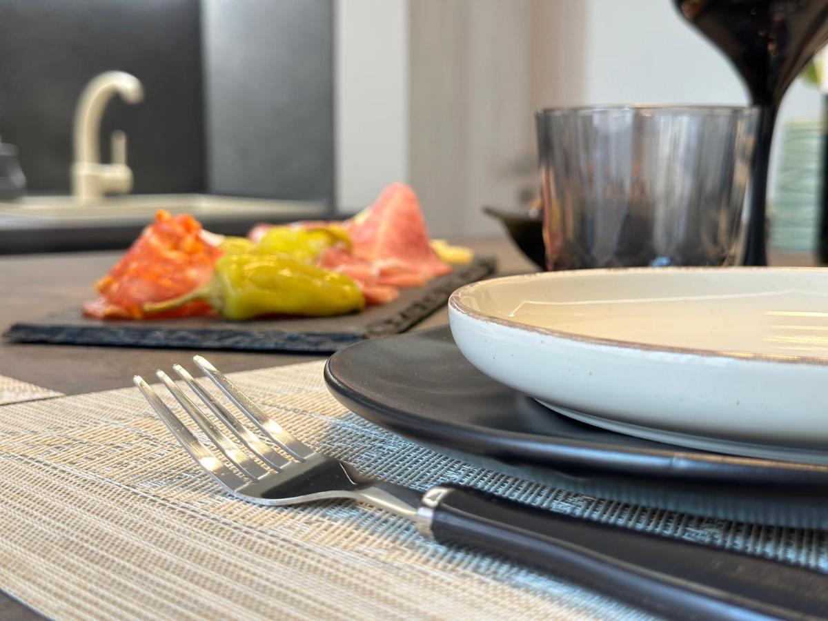 Seaside Deluxe Apartment Jaliszósz Kültér fotó